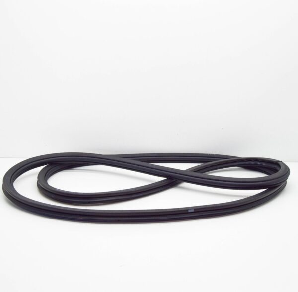 NEW VW PASSAT B8 3G FRONT RIGHT INNER DOOR SEAL RUBBER 3G0867912L5AP ORIGINAL - Image 4