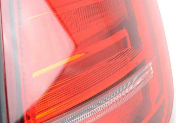 NEW VOLKSWAGEN JETTA A6 REAR RIGHT OUTER LED TAILLIGHT 5C6945208D ORIGINAL - Image 4