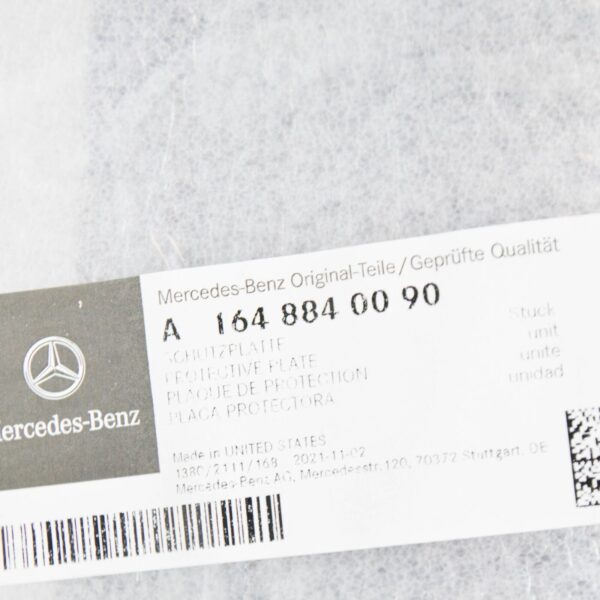 NEW MERCEDES-BENZ GL X164 REAR BUMPER STEP PAD A1648840090 - Image 6