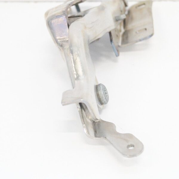 NEW MERCEDES BENZ CLA C117 HOOD BONNET HINGE RIGHT SIDE A1178800228 ORIGINAL - Image 4