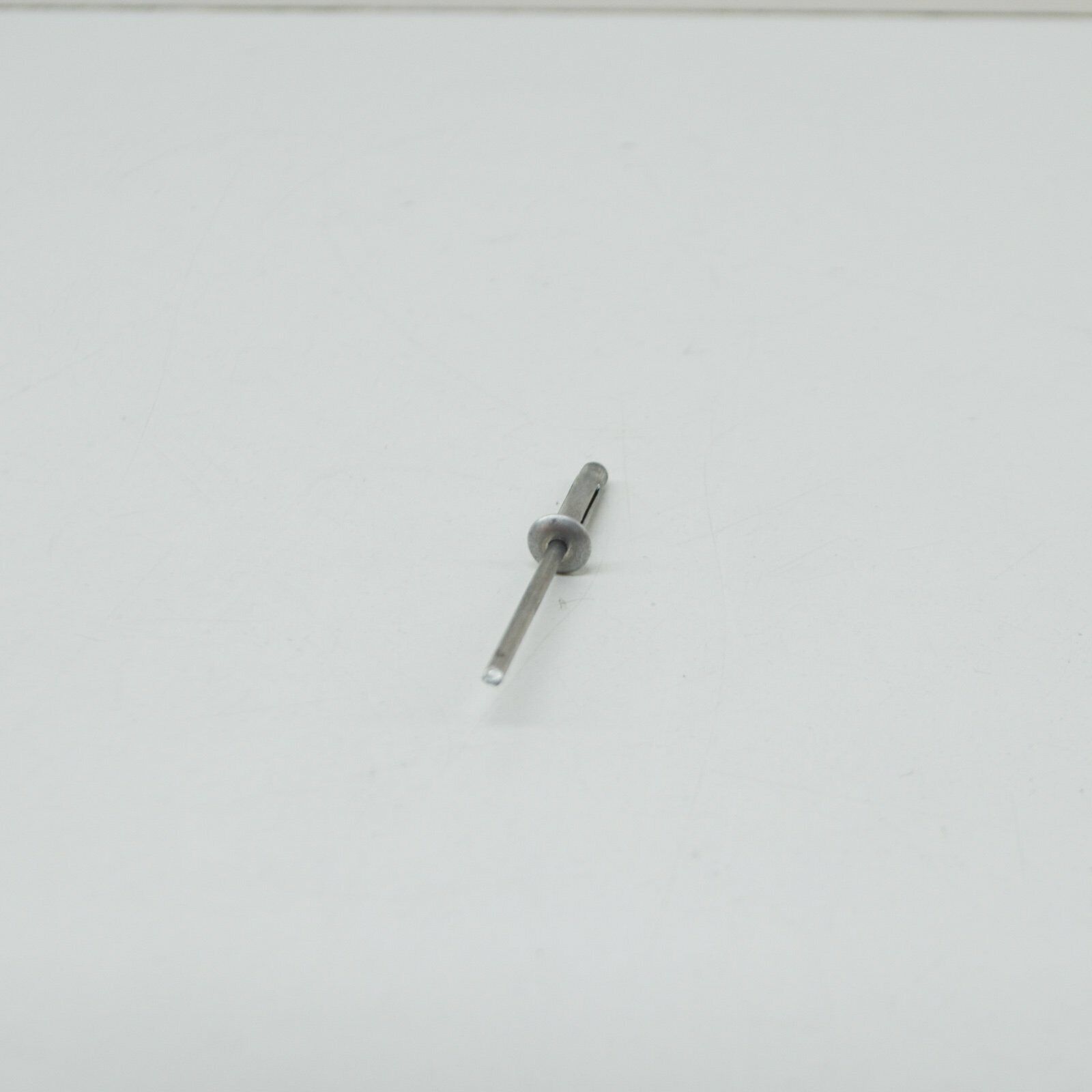 NEW MERCEDES-BENZ CLA C117 FRONT BUMPER BLIND RIVET A003990949764 4 NEW MERCEDES-BENZ CLA C117 FRONT BUMPER BLIND RIVET A003990949764 - Image 4