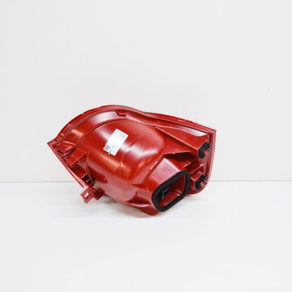 NEW VW PASSAT B6 3C2 REAR RIGHT OUTER TAILLIGHT 3C9945096N - Image 6