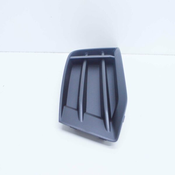 NEW AUDI A3 8V FRONT BUMPER LEFT AIR GUIDE GRILLE 8V5807681AA9B9 - Image 6