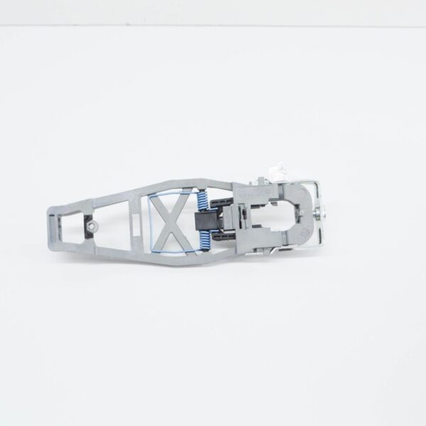 NEW VW TRANSPORTER T5 FRONT RIGHT DOOR HANDLE MOUNT 7E0837886C - Image 6