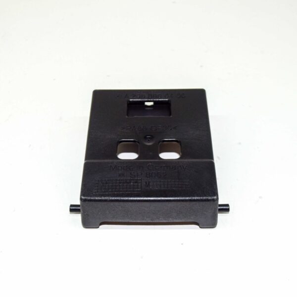 NEW MB C W205 FRONT BUMPER GRILLE DISTRONIC BRACKET A2058880400 ORIGINAL - Image 4