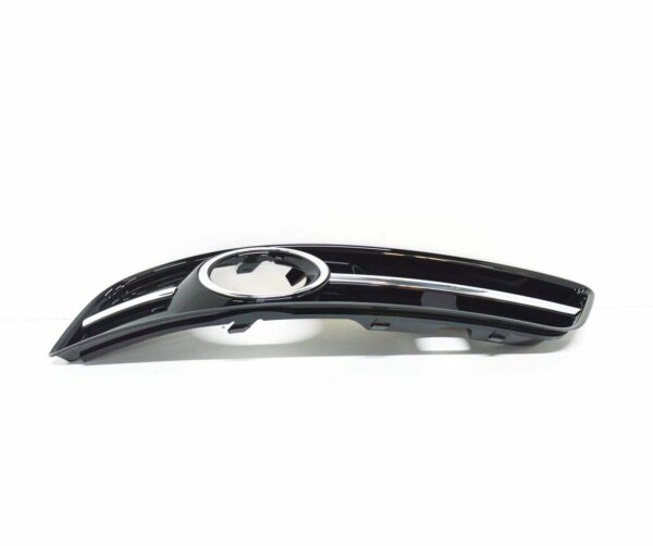 NEW AUDI A3 S3 8P FRONT LEFT FOG LIGHT GRILLE 8P0807681AET94 - Image 6