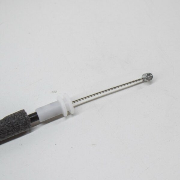NEW MB SPRINTER 906 REAR PANEL DOOR LEFT BOTTOM BOWDEN CABLE A9067600204 - Image 4