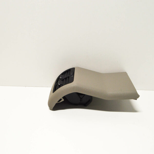 NEW VOLKSWAGEN GOLF MK7 REAR CENTER CONSOLE AIR VENT 5GE864298BZA2 - Image 6