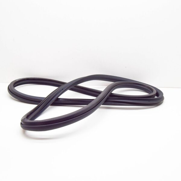 NEW VOLKSWAGEN GOLF 5K MK6 REAR DOOR INNER RUBBER SEAL 5K6867913C9B9 ORIGINAL - Image 4