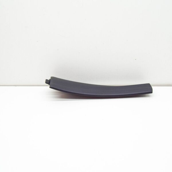 NEW MB GLA X156 REAR RIGHT ENTRANCE COVER STRIP A17668003749H68 ORIGINAL - Image 4