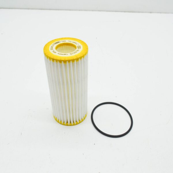 NEW AUDI A3 8V7 OIL FILTER 06L115562B ORIGINAL - Image 4