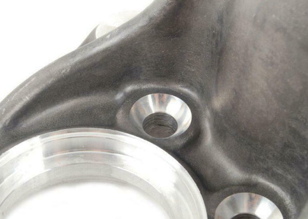 NEW AUDI TT 8J FRONT RIGHT WHEEL BEARING HOUSING 8J0407254D ORIGINAL - Image 4