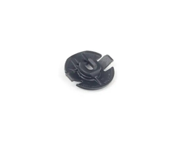 NEW AUDI A1 MK1 FRONT WHEEL ARCH LINING SECURING ELEMENT 4F0825429A - Image 4