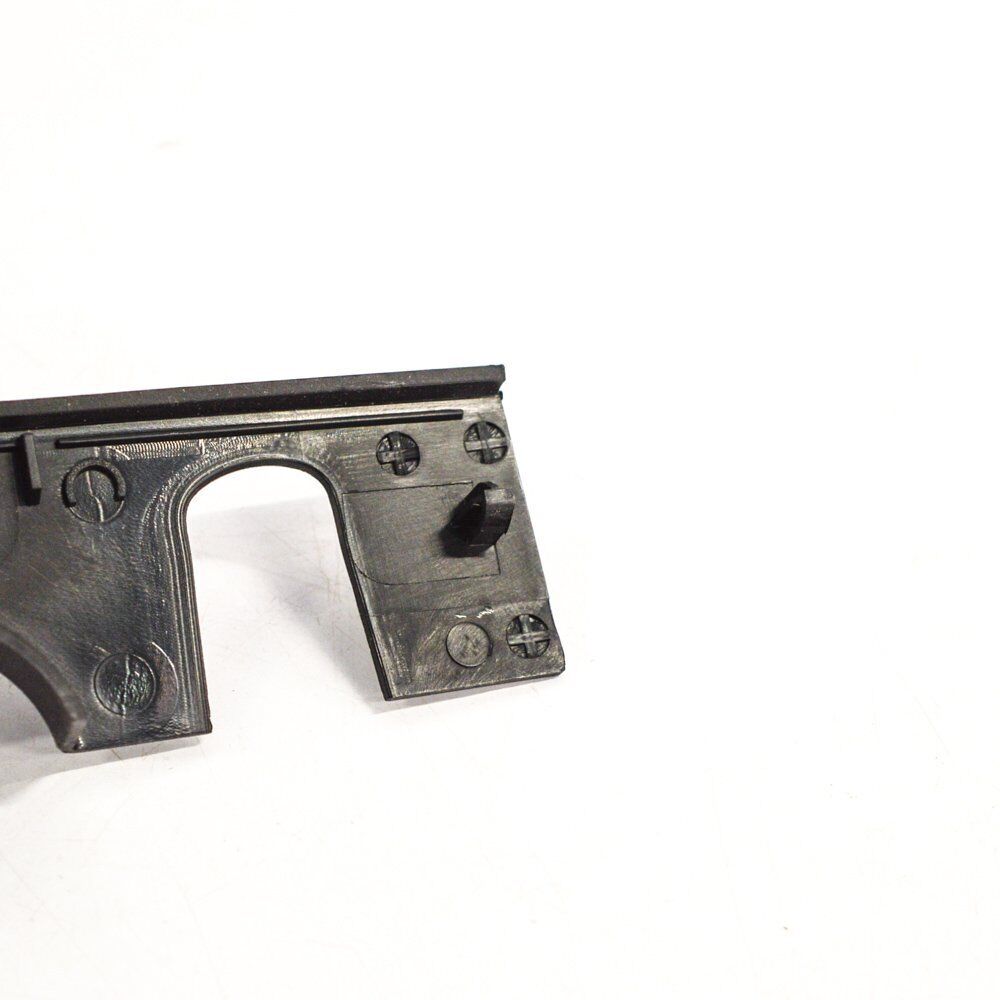 NEW AUDI A4 B9 FRONT RIGHT FENDER COVER TRIM 8W0820582C ORIGINAL 4 NEW AUDI A4 B9 FRONT RIGHT FENDER COVER TRIM 8W0820582C ORIGINAL - Image 4