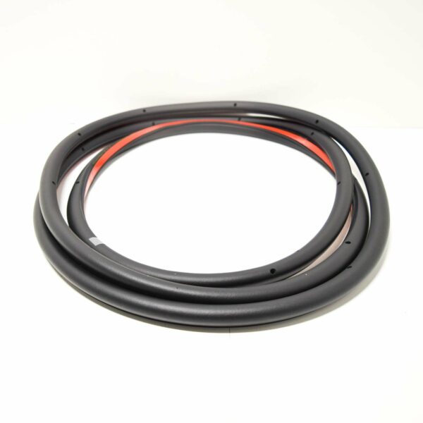 NEW VOLKSWAGEN TIGUAN MK1 FRONT LEFT DOOR SEAL OUTER 5N0837701A5AP - Image 6