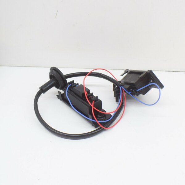 NEW VW TRANSPORTER T5 REAR LICENCE PLATE LIGHT HOUSING 7H0827740 ORIGINAL - Image 4