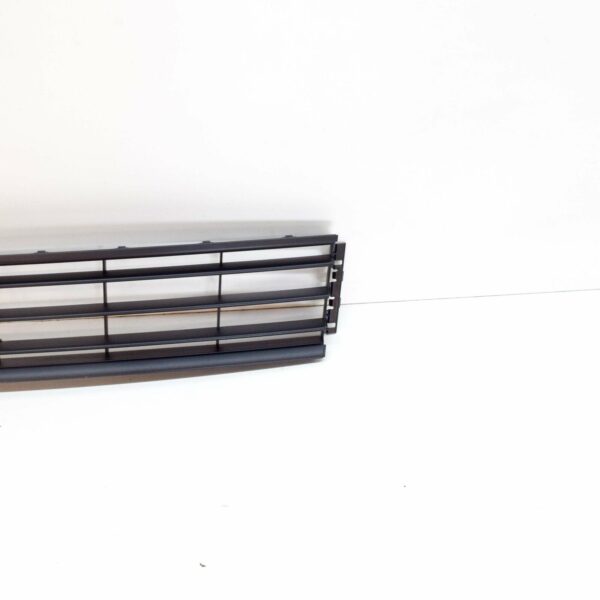 NEW VOLKSWAGEN PASSAT B7 FRONT BUMPER LOWER CENTER GRILLE 3AA8536719B9 - Image 6