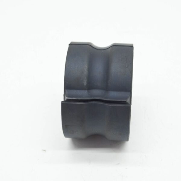 NEW BMW 5 G30 FRONT AXLE STABILIZER RUBBER MOUNTING 37116876829 ORIGINAL - Image 4