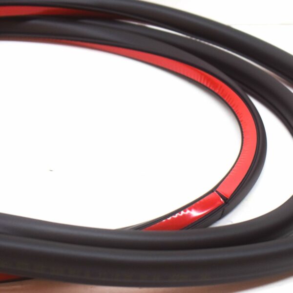 NEW AUDI Q3 F3 REAR LEFT DOOR OUTER SEALING RUBBER 83F839911A - Image 6