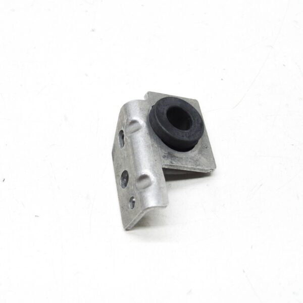 NEW AUDI A3 8Y CHARGE AIR COOLER LEFT BRACKET 8V0145961 ORIGINAL - Image 4