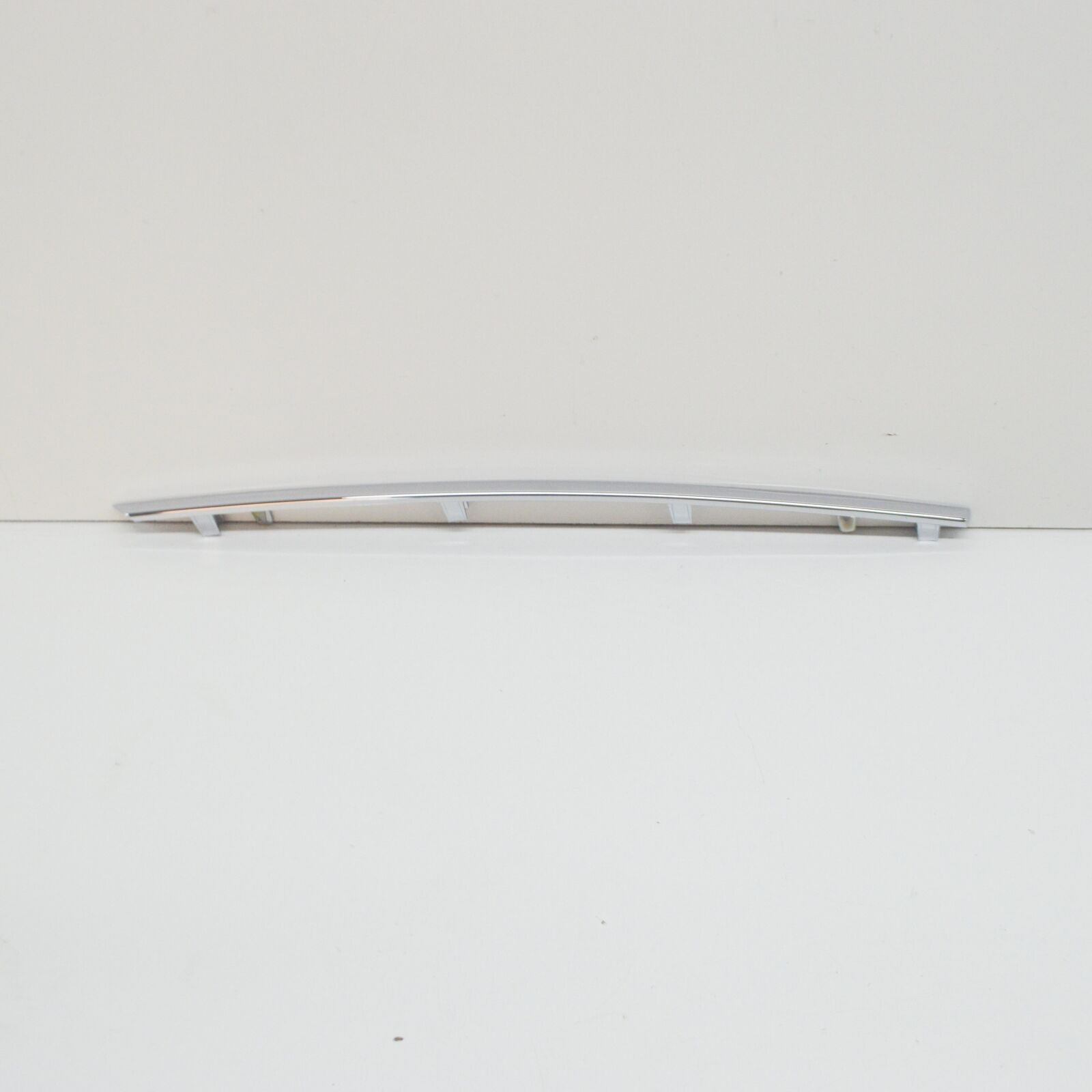 NEW MB M-CLASS W166 FRONT BUMPER LEFT UPPER MOLDING A1668881185 2014 ORIGINAL 4 NEW MB M-CLASS W166 FRONT BUMPER LEFT UPPER MOLDING A1668881185 2014 ORIGINAL - Image 4