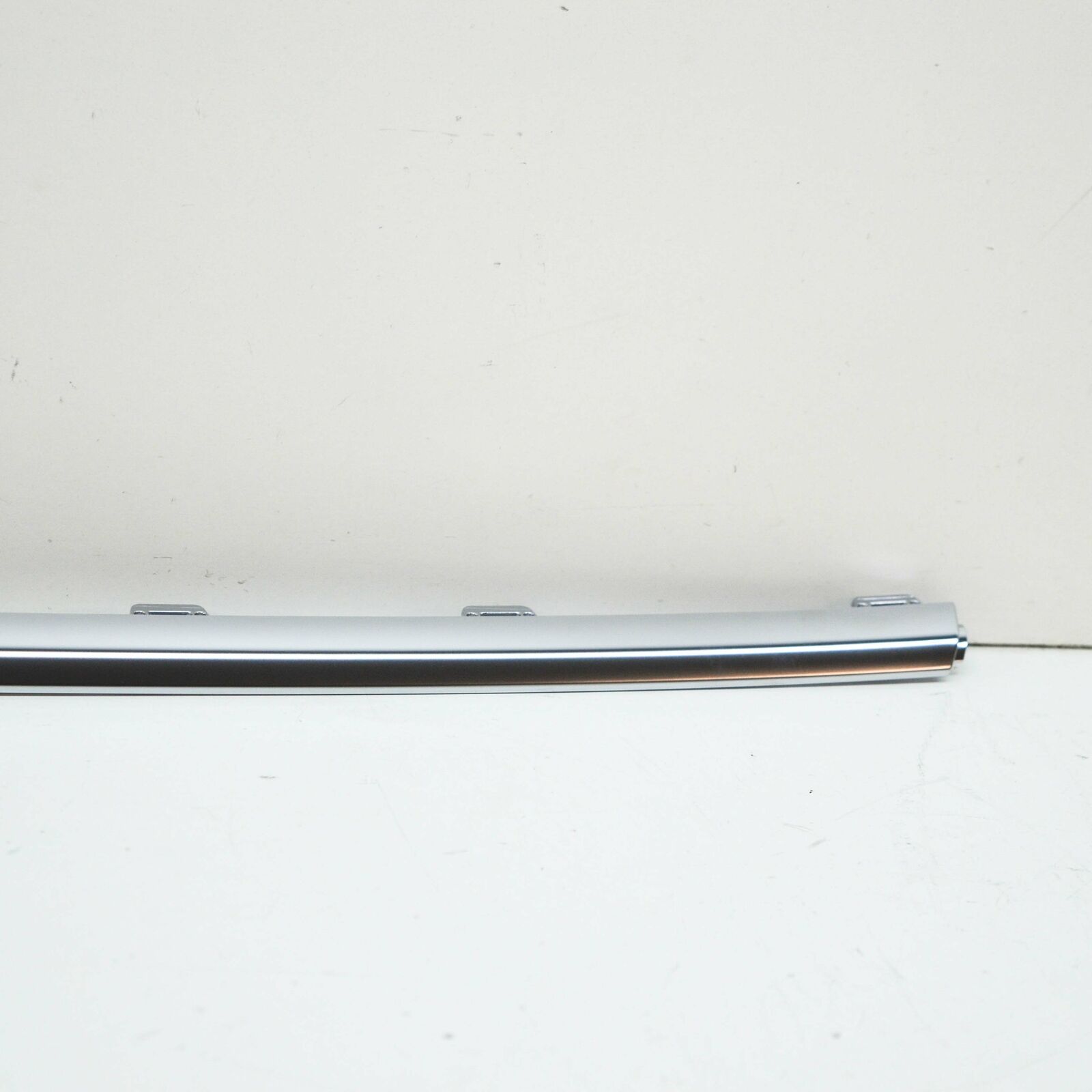 NEW AUDI A5 8W6 CABRIO FRONT BUMPER CENTER LOWER MOLDING 8W6853618A3Q7 6 NEW AUDI A5 8W6 CABRIO FRONT BUMPER CENTER LOWER MOLDING 8W6853618A3Q7 - Image 6