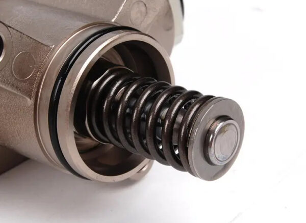 NEW AUDI Q7 4L HIGH PRESSURE FUEL PUMP 03H127025 ORIGINAL - Image 4