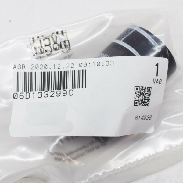 NEW AUDI A4 B7 BREATHER HOSE COUPLER 06D133299C - Image 6