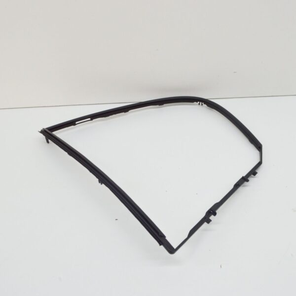 NEW BMW 3 E90 REAR LEFT SIDE WINDOW FRAME SEAL 51347060219 ORIGINAL - Image 4