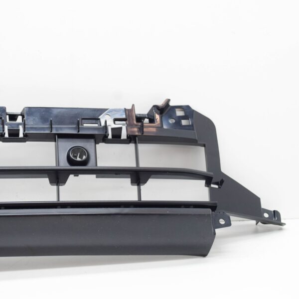 NEW AUDI Q3 F3 SPORTBACK FRONT BUMPER CENTER LOWER GRILLE 83A807683A9B9 - Image 6