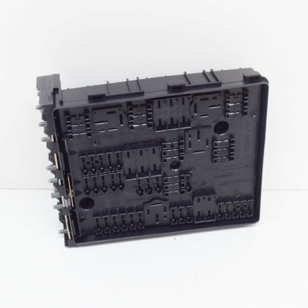 NEW AUDI A3 8P ENGINE BAY CENTRAL ELECTRICS FUSE BOX 1K0937124K ORIGINAL - Image 4