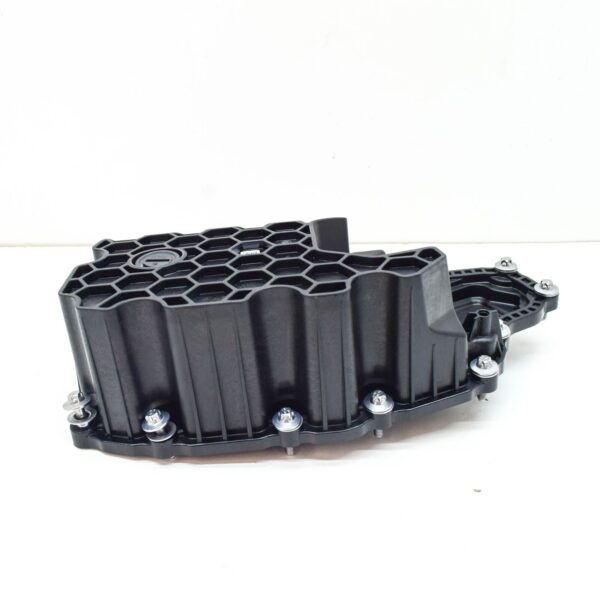 NEW MERCEDES-BENZ A W177 CRANKCASE OIL PAN A6560101302 ORIGINAL - Image 4