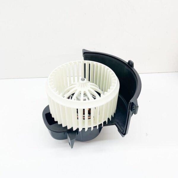 NEW AUDI Q7 4L HEATER BLOWER MOTOR LHD 4L1820021B ORIGINAL - Image 4