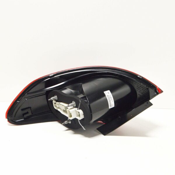 NEW VOLKSWAGEN PASSAT CC REAR LEFT OUTER TAILLIGHT LAMP 3C8945207S ORIGINAL - Image 4