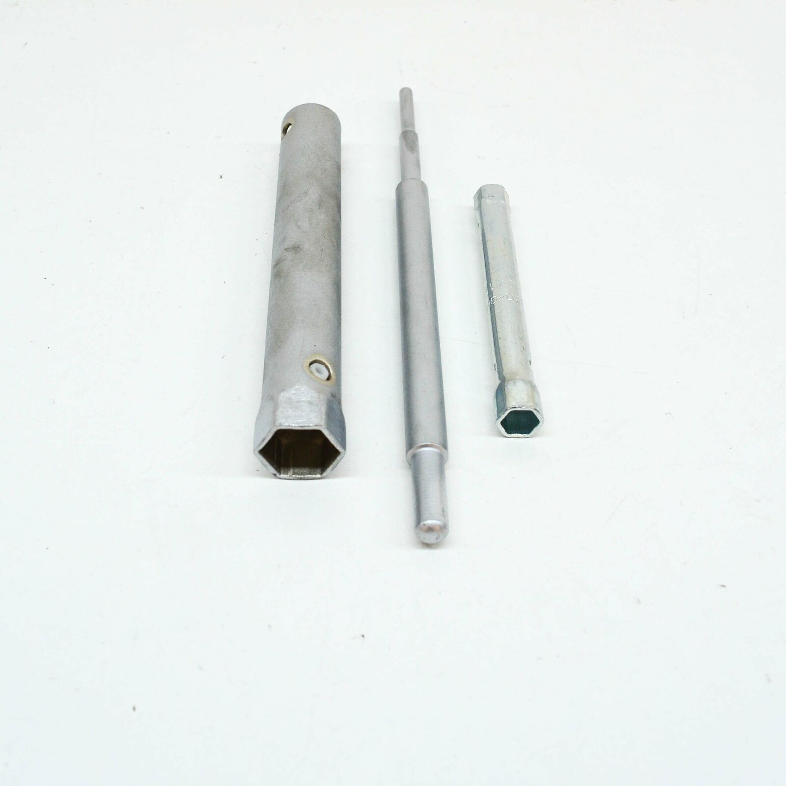 NEW BMW 3 E30 TOOL KIT 71111115329 1115329 5 NEW BMW 3 E30 TOOL KIT 71111115329 1115329 - Image 5