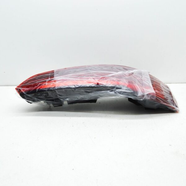 NEW AUDI Q5 FY 80A SPORTBACK REAR RIGHT TAILLIGHT 80A945076B ORIGINAL - Image 7
