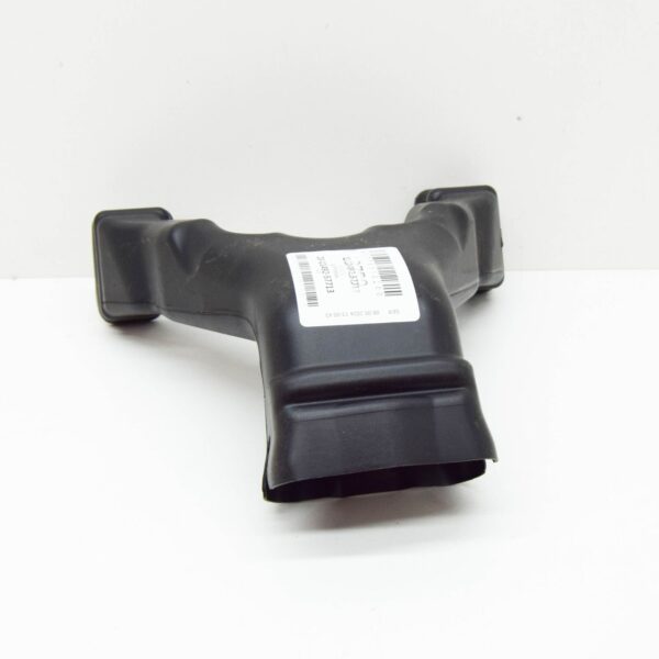 NEW MERCEDES-BENZ GLA H247 CENTER AIR DUCT A1778310200 ORIGINAL - Image 5