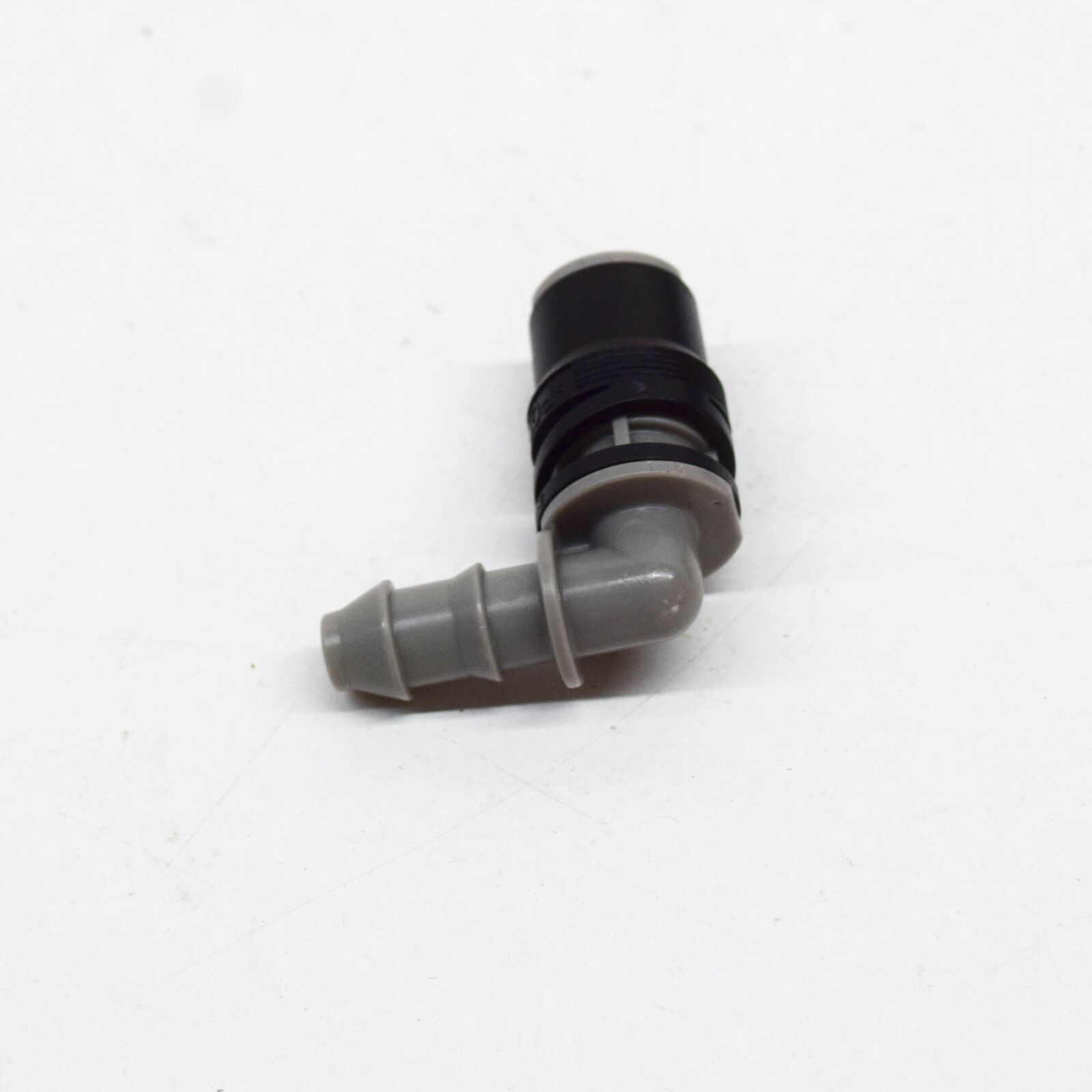 NEW AUDI A4 B8 HEADLIGHT WASHER HOSE CONNECTOR 8K0955665 ORIGINAL 5 NEW AUDI A4 B8 HEADLIGHT WASHER HOSE CONNECTOR 8K0955665 ORIGINAL - Image 5