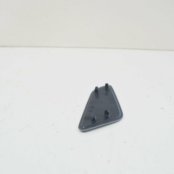 NEW AUDI A1 8X LEFT SIDE HEADLAMP WASHER COVER CAP 8X0807753GRU ORIGINAL - Image 5