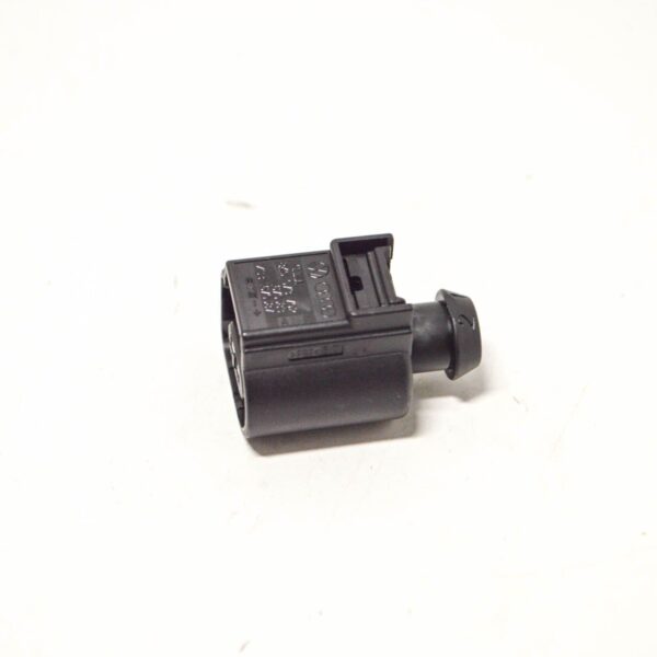 NEW AUDI A4 8K 2 PIN CONNECTOR HOUSING 8K0973702 ORIGINAL - Image 5