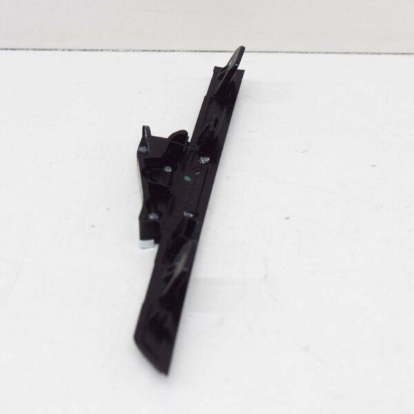 NEW VW GOLF MK8 FRONT RADIATOR GRILLE 'R-LINE' INSCRIPTION 5H0853679PFOD - Image 5