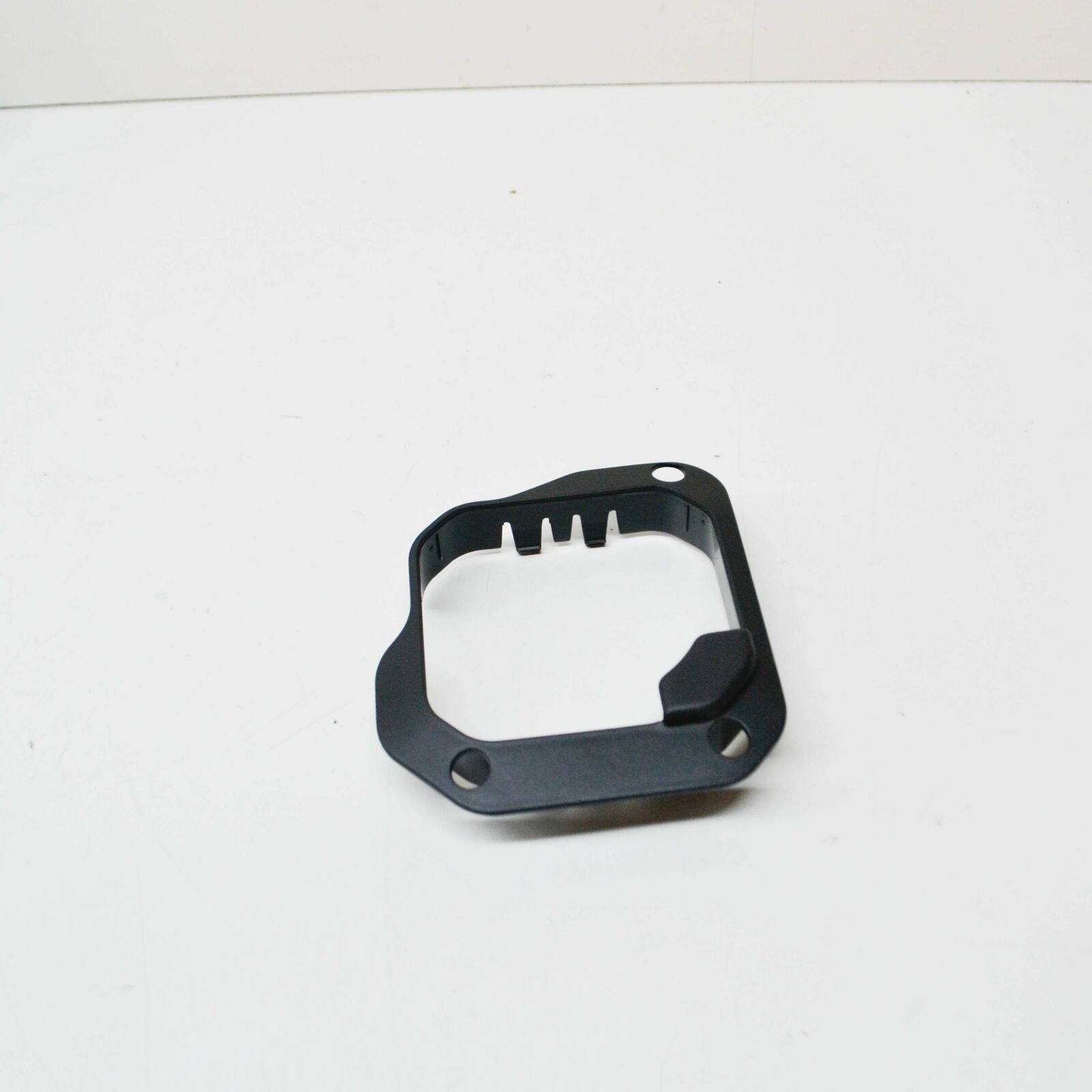 NEW AUDI A4 B8 FRONT RADAR SENSOR COVER FRAME 8K0907299A 5 NEW AUDI A4 B8 FRONT RADAR SENSOR COVER FRAME 8K0907299A - Image 5