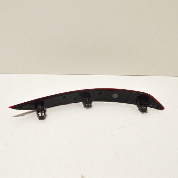 NEW AUDI A3 8V REAR BUMPER LEFT REFLECTOR 8V5945105C ORIGINAL - Image 5