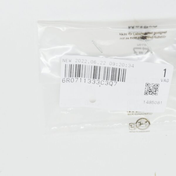 NEW VOLKSWAGEN AMEO 6R0711333C3Q7 HANDBRAKE PRESS BUTTON CHROME TRIM ORIGINAL - Image 5