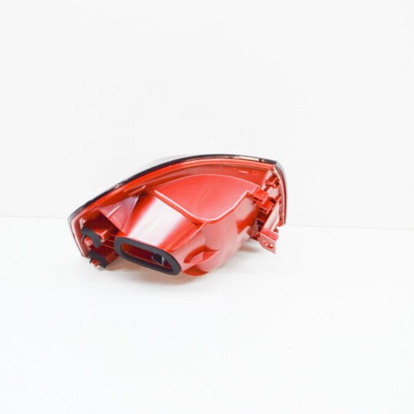 NEW VOLKSWAGEN PASSAT 3C B6 REAR RIGHT OUTER TAIL LIGHT 3C9945096Q ORIGINAL - Image 5