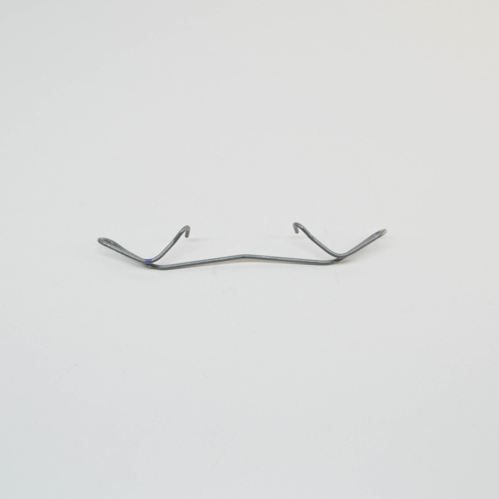 NEW AUDI Q3 8U FRONT BRAKE CALIPER RETAINING SPRING 5N0615269 ORIGINAL 5 NEW AUDI Q3 8U FRONT BRAKE CALIPER RETAINING SPRING 5N0615269 ORIGINAL - Image 5