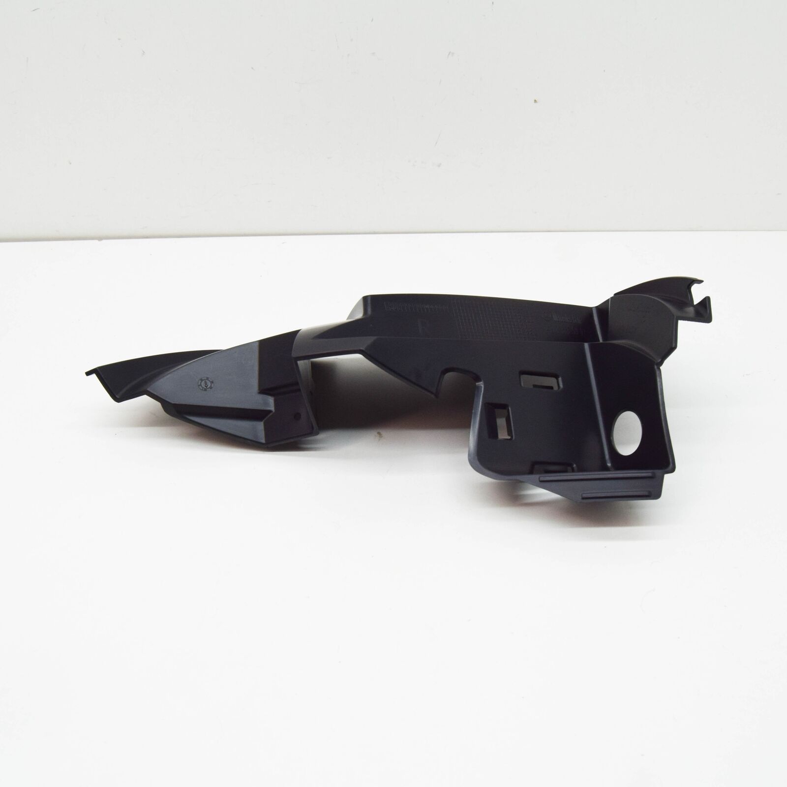 NEW MERCEDES-BENZ E C238 FRONT RIGHT BUMPER HOLDER A2388855901 ORIGINAL 5 NEW MERCEDES-BENZ E C238 FRONT RIGHT BUMPER HOLDER A2388855901 ORIGINAL - Image 5