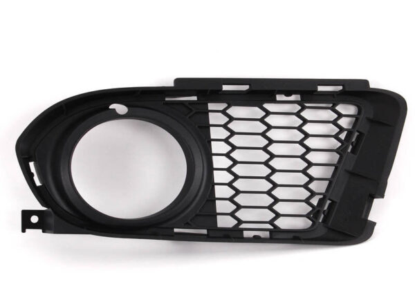 NEW BMW 3 E93 FRONT BUMPER M SPORT LOWER GRILLE 51118041179 8041179 2009 - Image 7