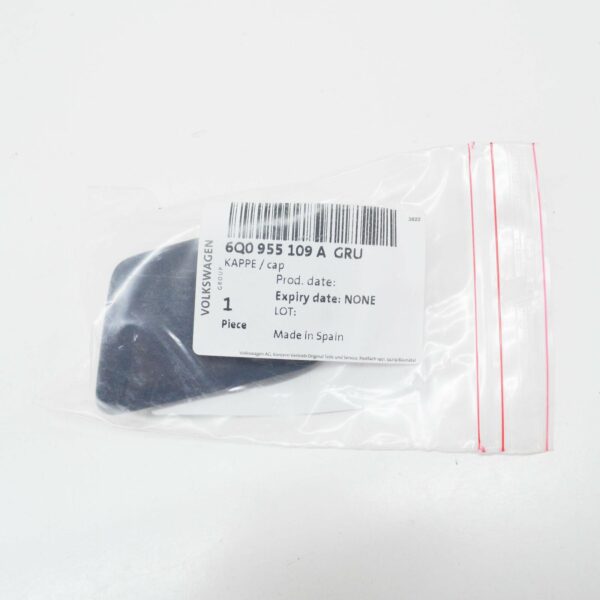 NEW VW POLO 9N MK4 LEFT HEADLAMP WASHER COVER CAP 6Q0955109AGRU - Image 7