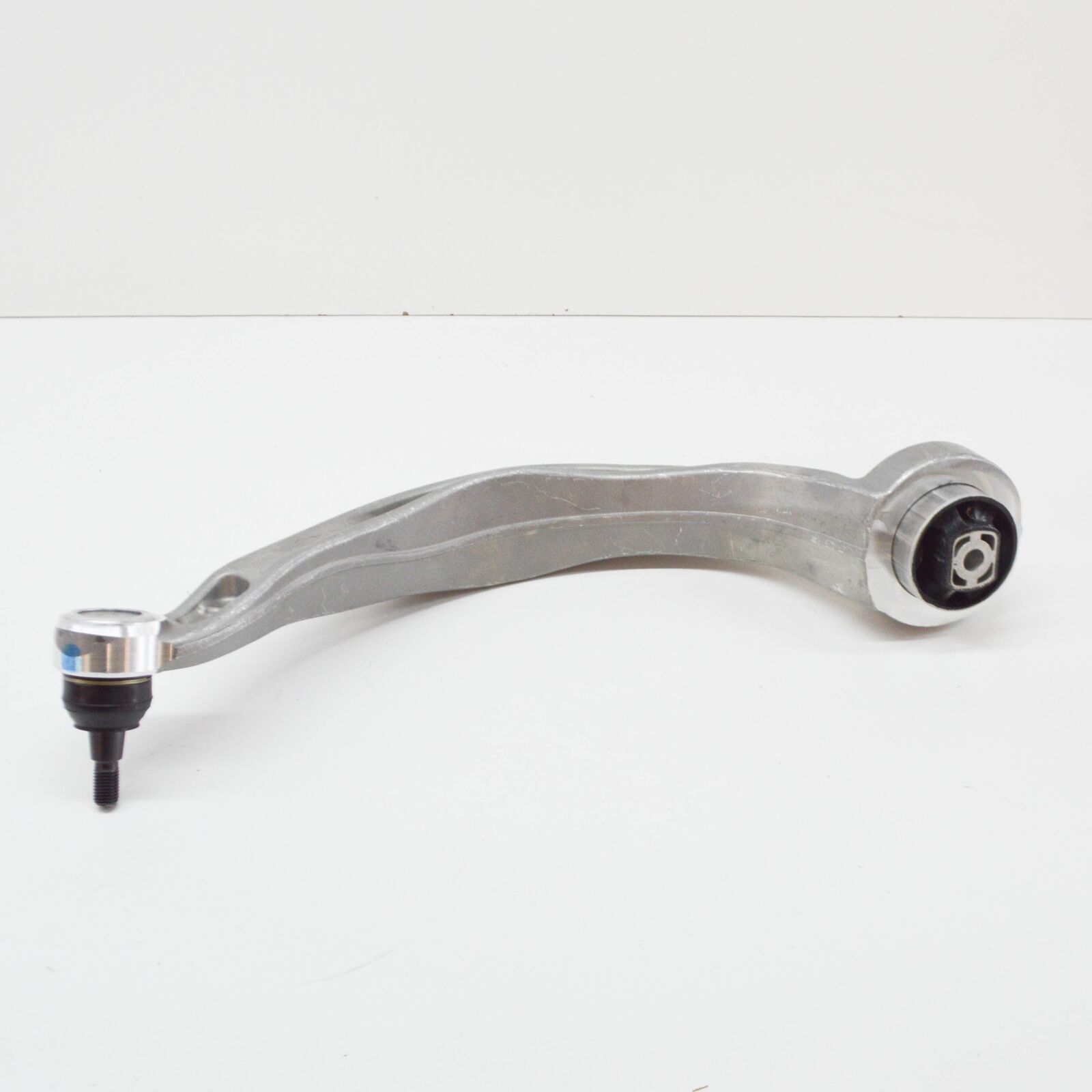 NEW AUDI A4 B8 FRONT LEFT LOWER CONTROL ARM 8K0407693N ORIGINAL 5 NEW AUDI A4 B8 FRONT LEFT LOWER CONTROL ARM 8K0407693N ORIGINAL - Image 5